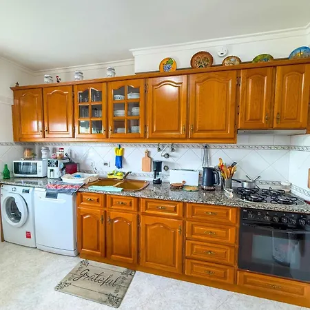 Privatunterkunft Garden View Ample Double Good Natural Light Superhost Corroios