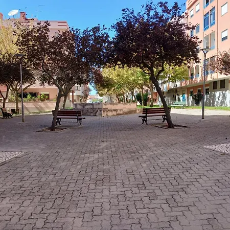 Superhost Garden View Double Near Lisbon And Beaches * Corroios