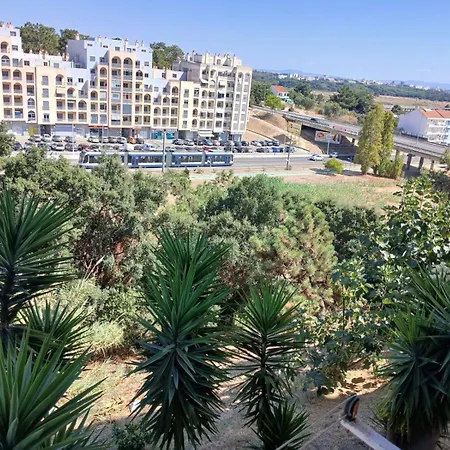 Superhost Garden View Double Near Lisbon And Beaches