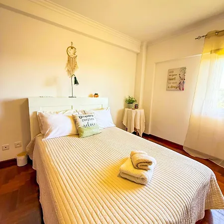 Privat bolig Superhost Garden View Double Near Lisbon And Beaches Corroios