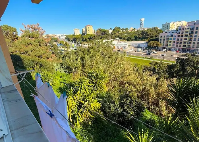 Privatunterkunft Garden View Ample Double Good Natural Light Superhost *